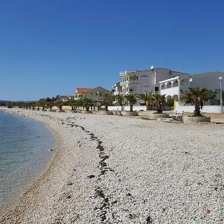Lägenhet By The Sea - 21489 Vir